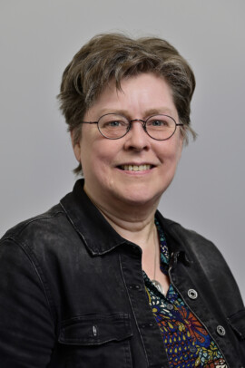 Liesbeth Bos