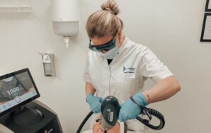 Licht en laser bij behandeling van acne en acne littekens - Nederlandse Vereniging van Huidtherapeuten