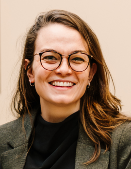Dr. Lise Maren Kloosterman